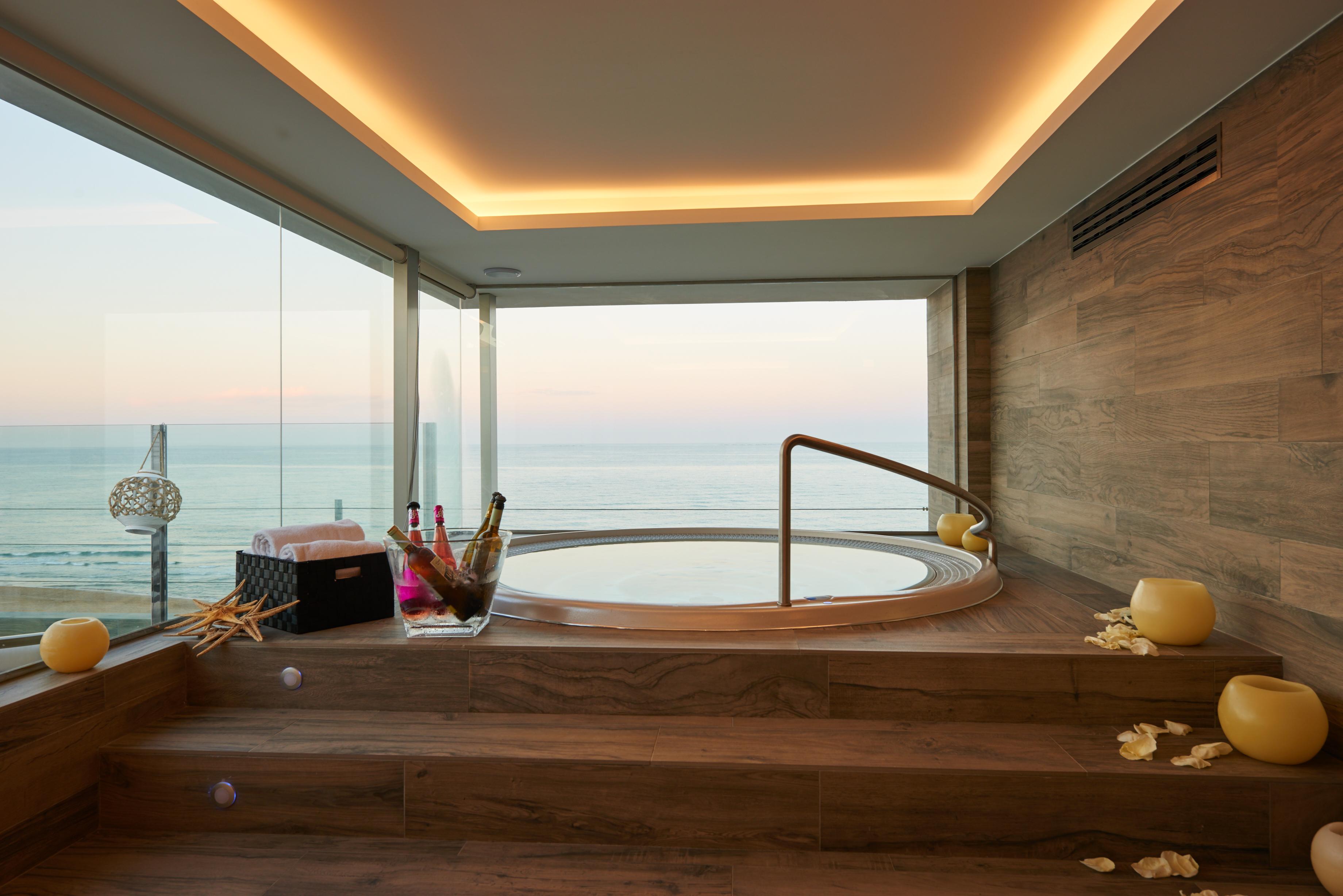Hotel Meridional كوارذامار ذيل سيغورا المظهر الخارجي الصورة